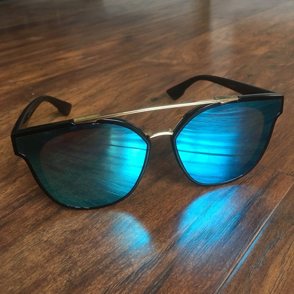 Blue Reflective Sunglasses by NB TRENDY. BRAND NEW